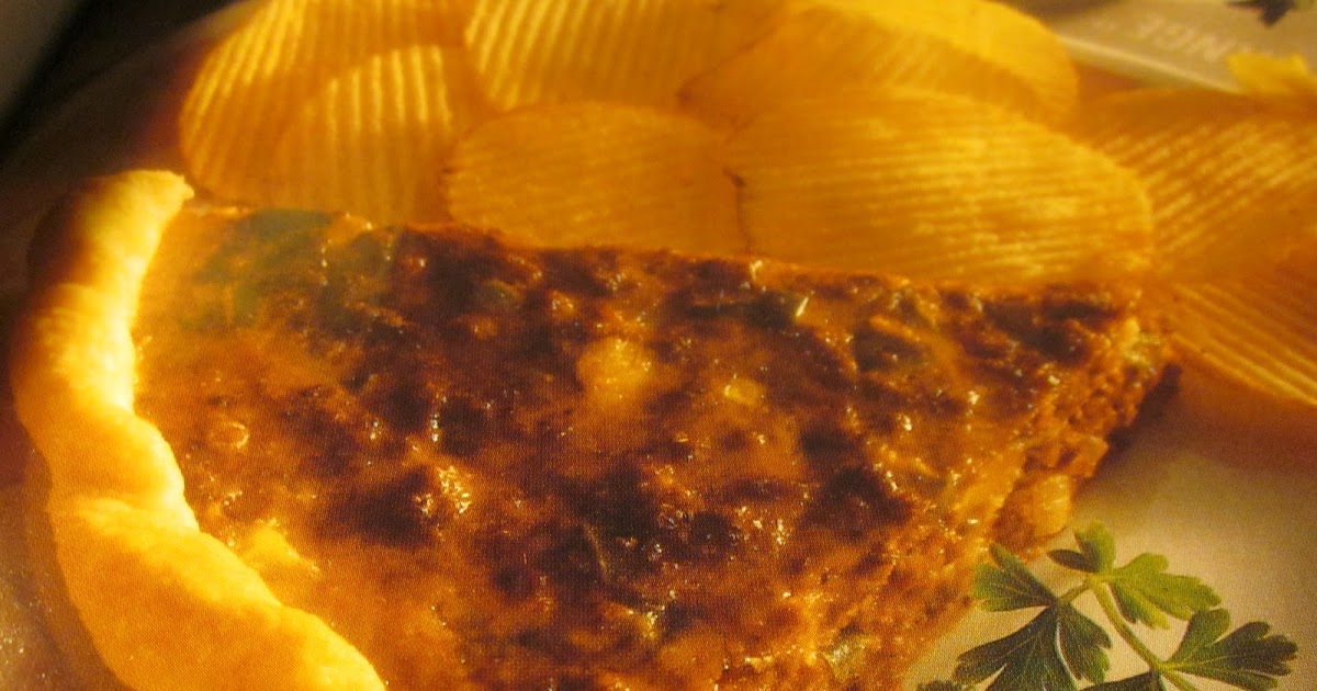 Grandma's Vintage Cheeseburger Pie: Simple & Savory Comfort